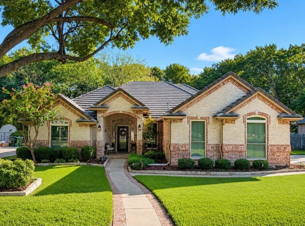3122 Oakview Drive, Hurst, TX 76054