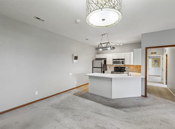 2702 NE Oak Drive, Ankeny, IA 50021