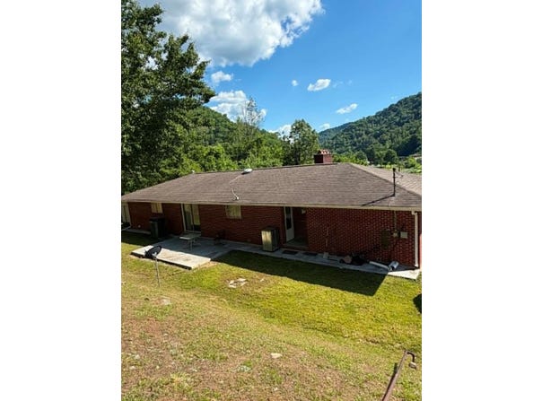 162 Johnson road, McDowell, KY 41647