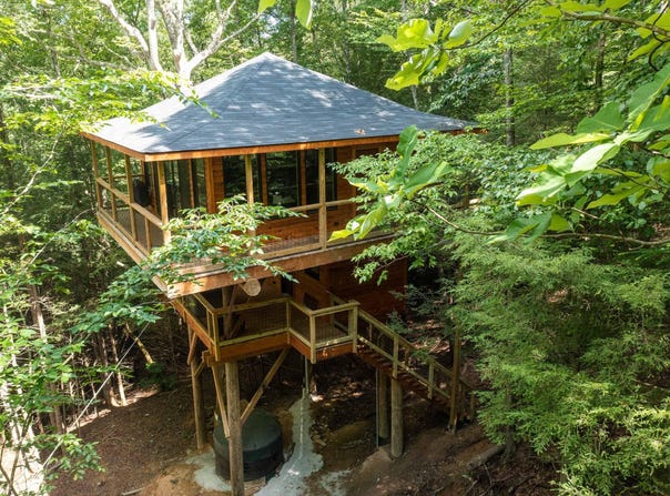 689 Cave Hollow Road, Campton, KY 41301