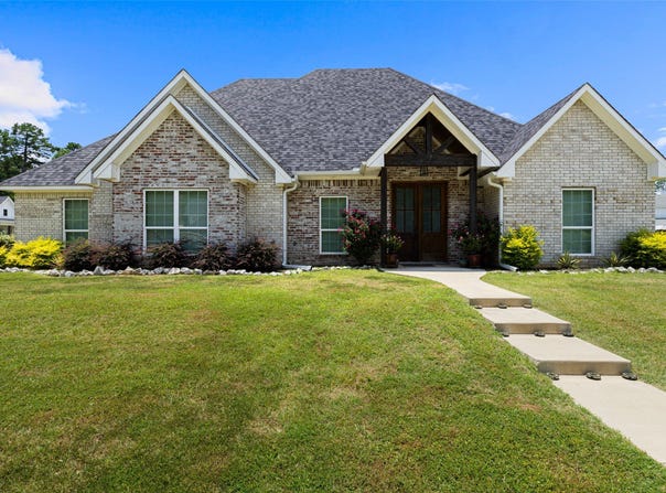 168 Stonegate, Carthage, TX 75633