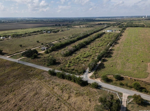 Haeckerville Road, Cibolo, TX 78108