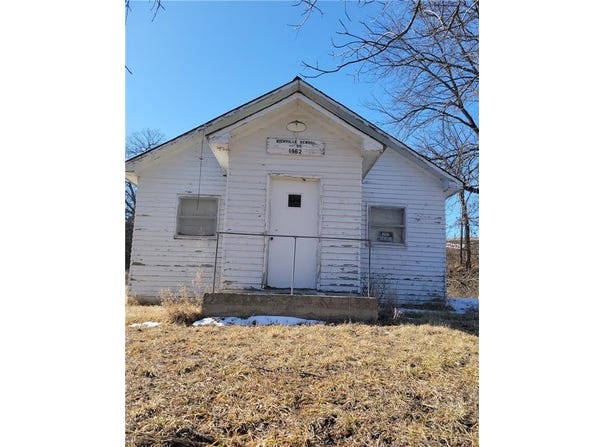 27860 Y Highway, Oregon, MO 64473
