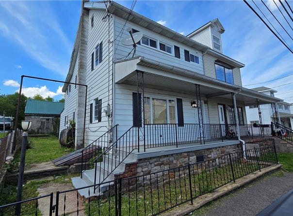 247 E North Street, PA 17832