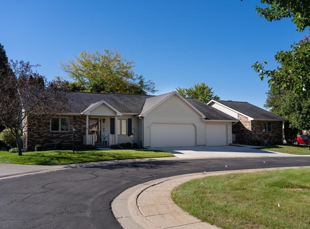 110 Apricot Lane, Mt Pleasant, MI 48858