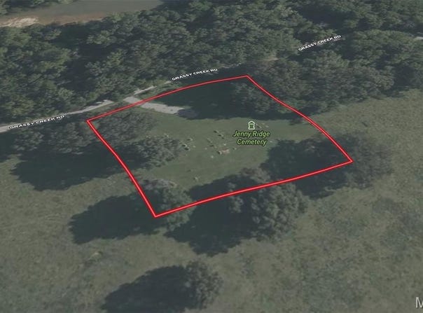 Grassy Creek Road, Stonefort, IL 62987
