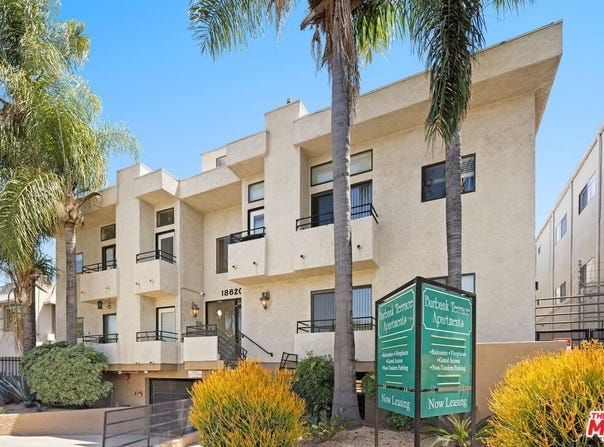 18620 Burbank Blvd, Tarzana, CA 91356