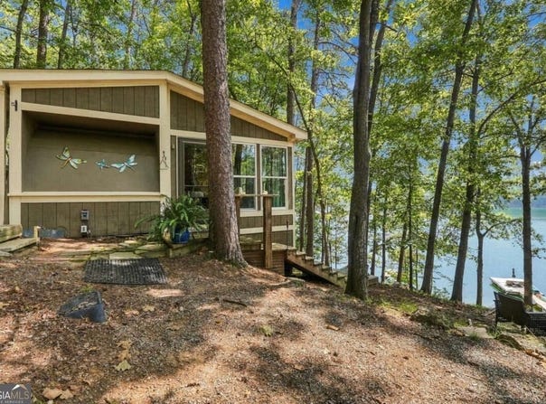 451 Wilderness Camp Road SE, White, GA 30184