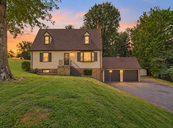 1043 Glebe Rd, Daleville, VA 24083