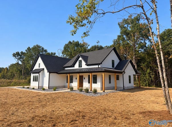 185 Summer Breeze Drive, Cedar Bluff, AL 35959
