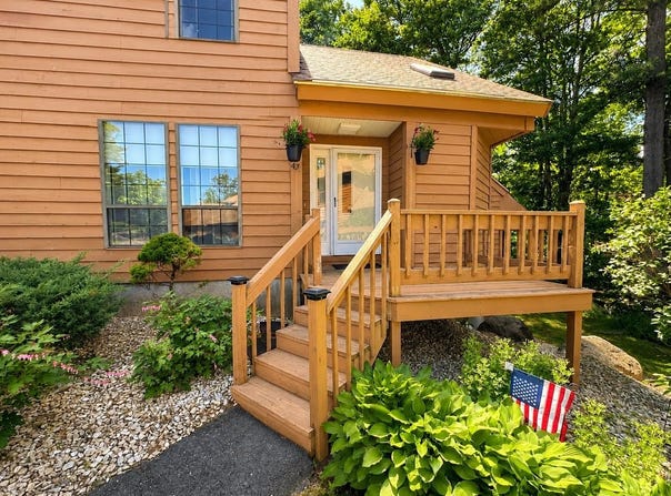 43 W Meadow Road, Haverhill, MA 01832