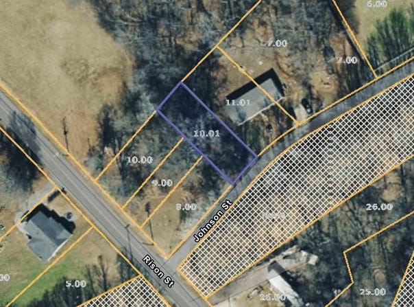 Johnson St., PARIS, TN 38242