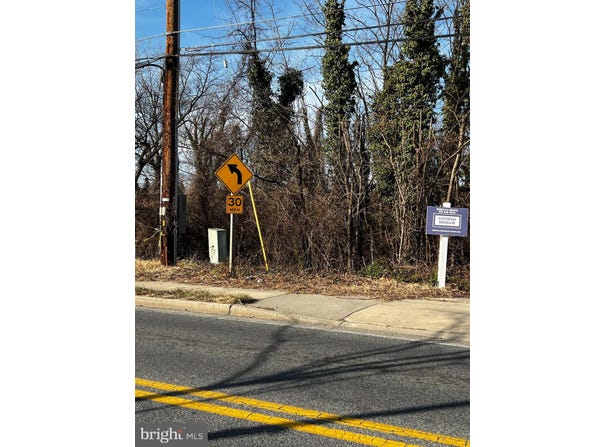 6028-A BELLE GROVE Road, BALTIMORE, MD 21225