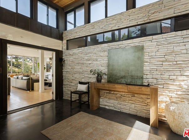 454 Stassi Ln, Santa Monica, CA 90402