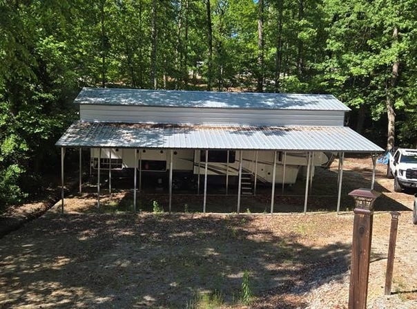 27 Cimmarron Trail, Bracey, VA 23919