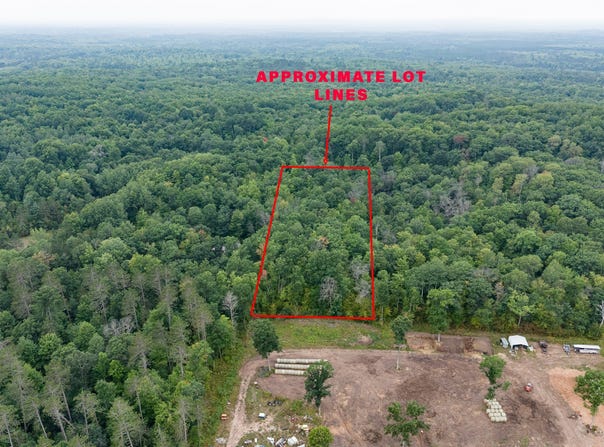 Pretty Road, Springbrook, WI 54875