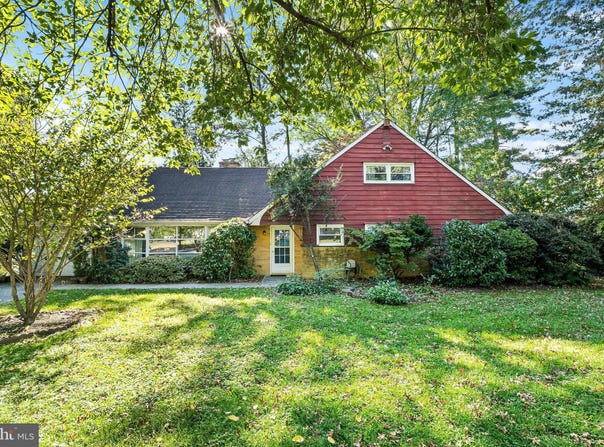 320 OLD FARM Road, WYNCOTE, PA 19095