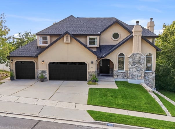 8450 S DYNASTY Way, Cottonwood Heights, UT 84121