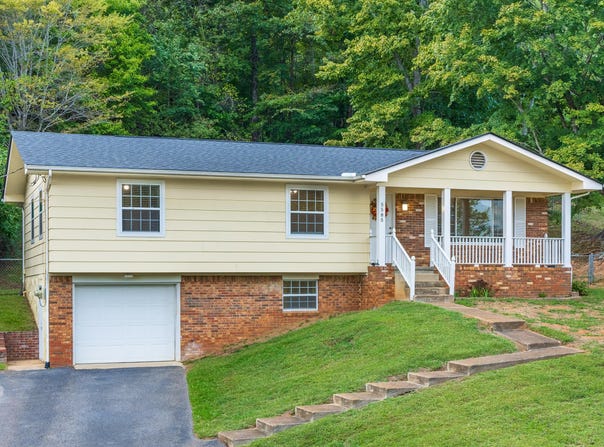 5585 Tucker Road, Ooltewah, TN 37363