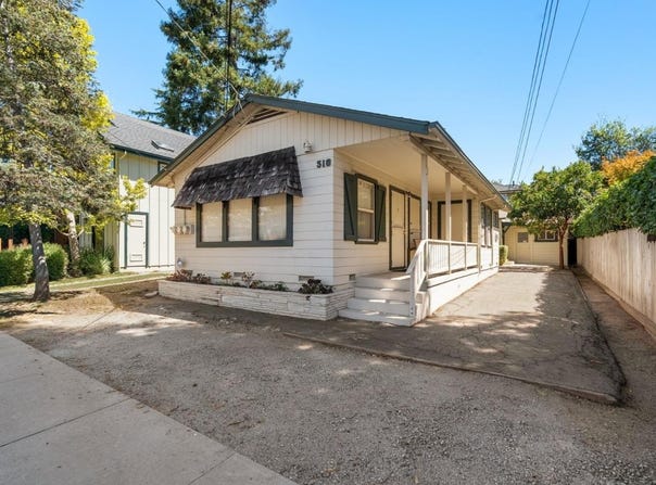 516 Capitola AVE, CAPITOLA, CA 95010