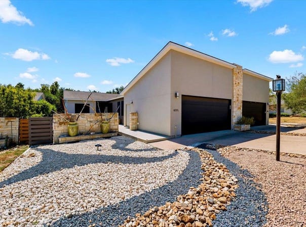 408 SAILMASTER St, Lakeway, TX 78734
