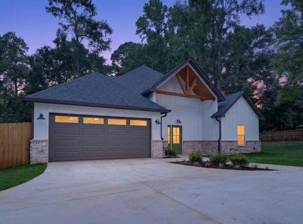 1262 George Richey Rd, Gladewater, TX 75647