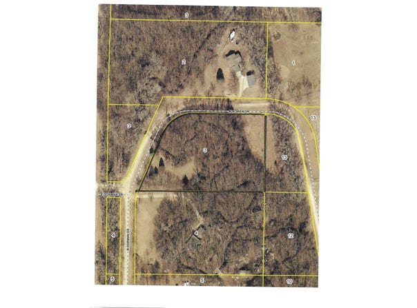 N Dorman Dr, Salina, KS 67401