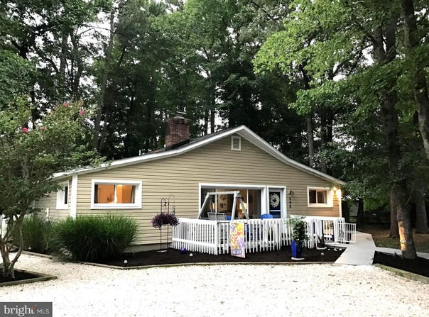 698 COLLINS Court, BETHANY BEACH, DE 19930