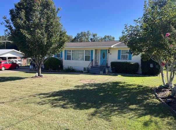 300 Lightfoot Road, Abbeville, AL 36310