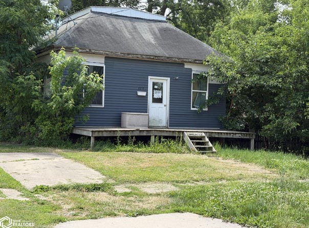 220 E Franklin, Centerville, IA 52544