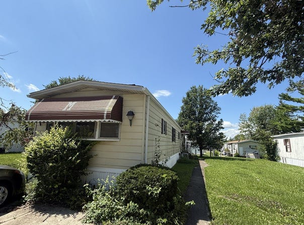 114 Huntsbridge Road, Matteson, IL 60443