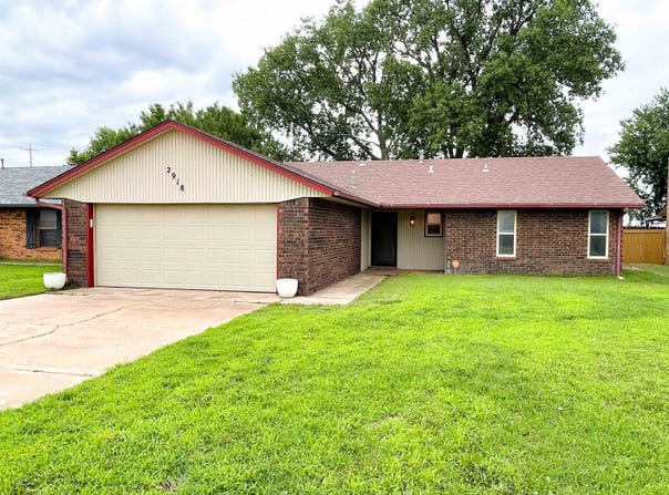 2918 Mt Vernon, Enid, OK 73703