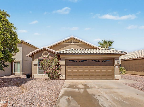 4138 E TANGLEWOOD Drive, Phoenix, AZ 85048