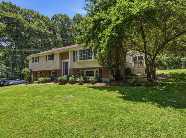 416 Ipswich Rd, Boxford, MA 01921