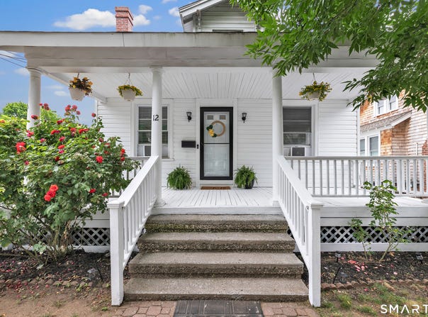 12 Violet Street, Hamden, CT 06517