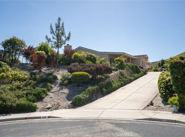 528 S X, Lompoc, CA 93436