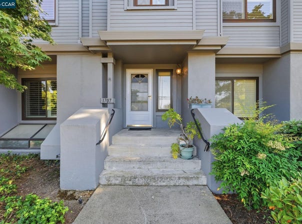 1707 Geary Rd, Walnut Creek, CA 94597