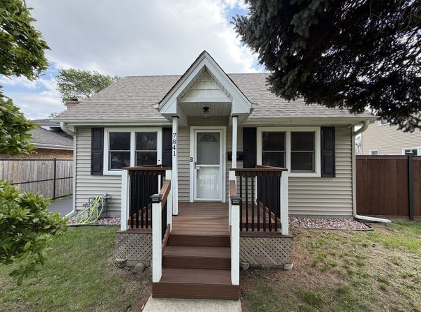 7841 45th Place, Lyons, IL 60534