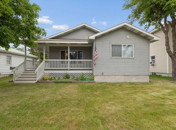 1027 5th Avenue W, Kalispell, MT 59901