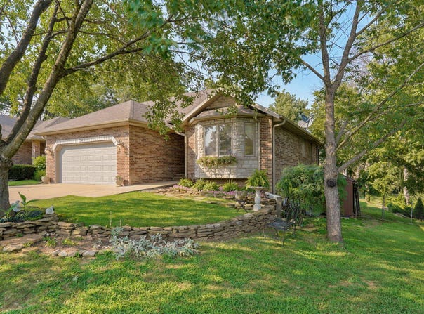345 E Lafayette Street, Springfield, MO 65810