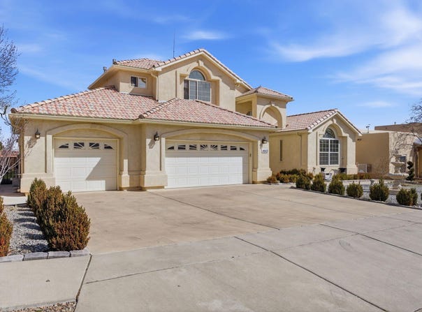 4613 Cactus Avenue NW, Albuquerque, NM 87114