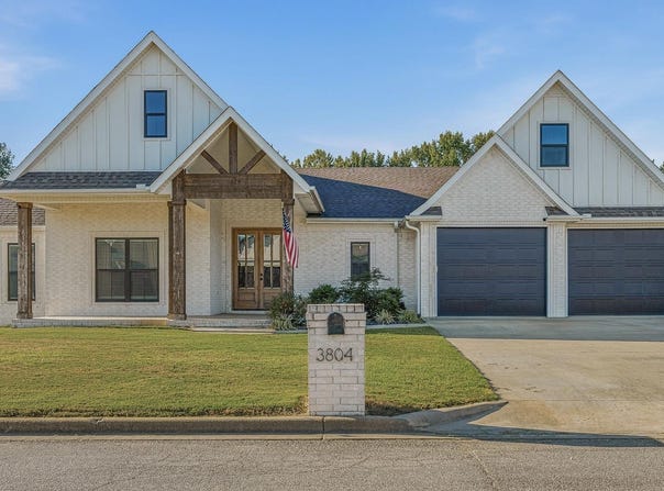 3804 Stone Ridge, Paragould, AR 72450
