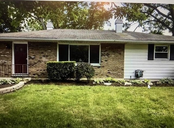 2109 W 7th St, Winthrop Harbor, IL 60096