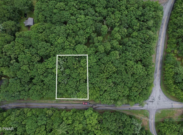 Tom Quick Road, Dingmans Ferry, PA 18328
