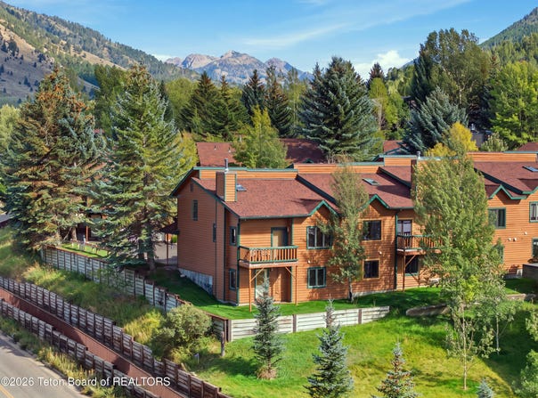 357 SNOW KING Loop, Jackson, WY 83001