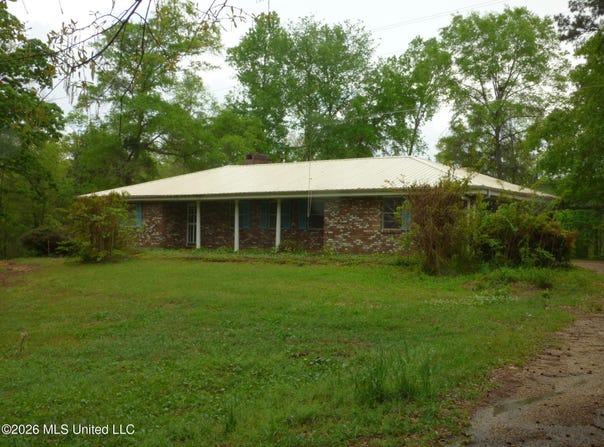 326 Roan Ready Road, Monticello, MS 39654