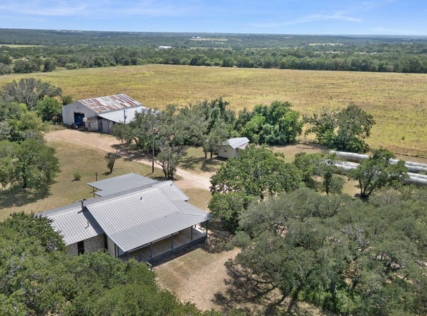 12437 County Road 200, Bertram, TX 78605