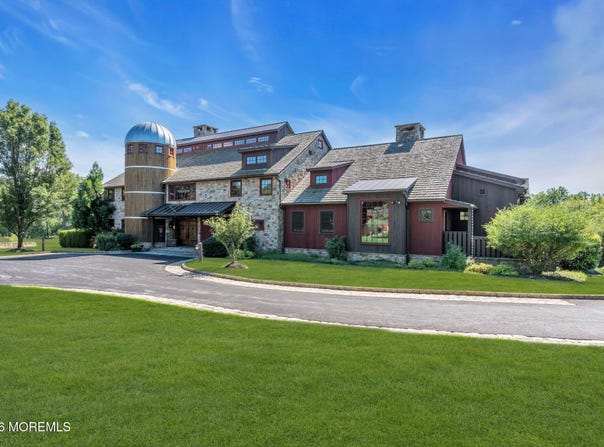 106 Mountain Top Road, Glen Gardner, NJ 08826