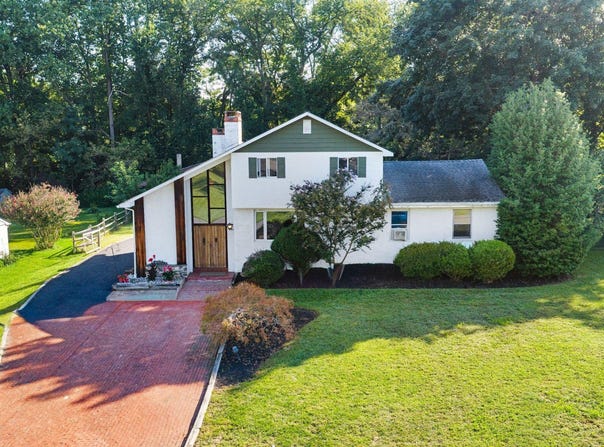 73 EVERGREEN, DOYLESTOWN, PA 18901