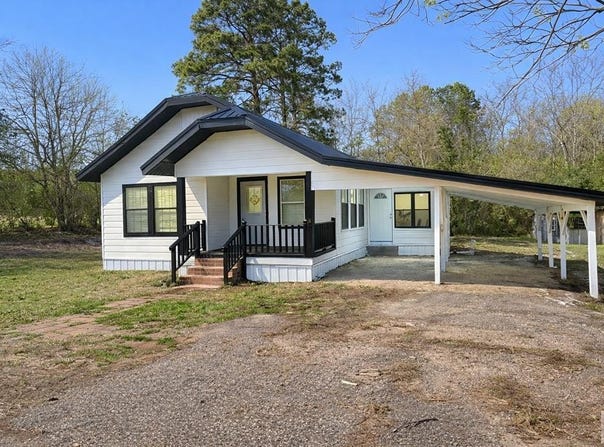 500 Blaylock, Linden, TX 75563
